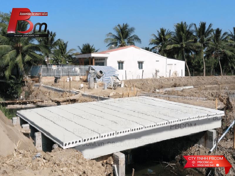 Ứng dụng sàn bê tông lắp ghép PBCom trong làm cầu nông thôn miền Tây