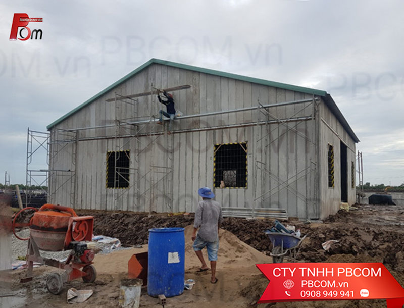 Xây nhà bê tông lắp ghép